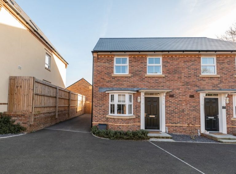 Llanfoist, Abergavenny Parrys Estate Agents