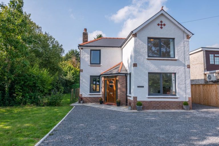 Crickhowell Road, Gilwern Parrys Estate Agents