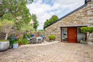 Llanvair Kilgeddin, Abergavenny