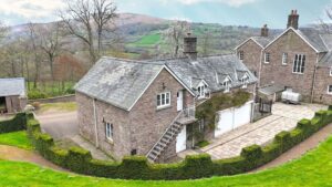 Llanbedr Road, Crickhowell