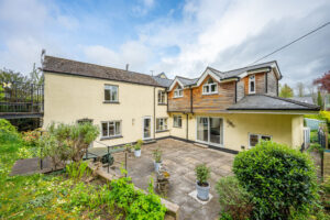 Govilon, Abergavenny